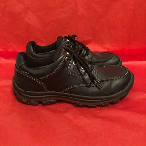 Keen waterproof hiking shoes boots black size 11